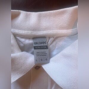 Large Gildan Men’s polo